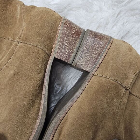 UGG Darling 1004367 Tan Suede Round Toe Pull On Ankle Boot Women's Size 10 - Picture 6 of 11